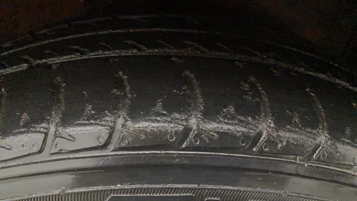 2017 Maruti Celerio ZXI AMT (O), CNG, Automatic, 36,767 km, Left Rear Tyre Tread