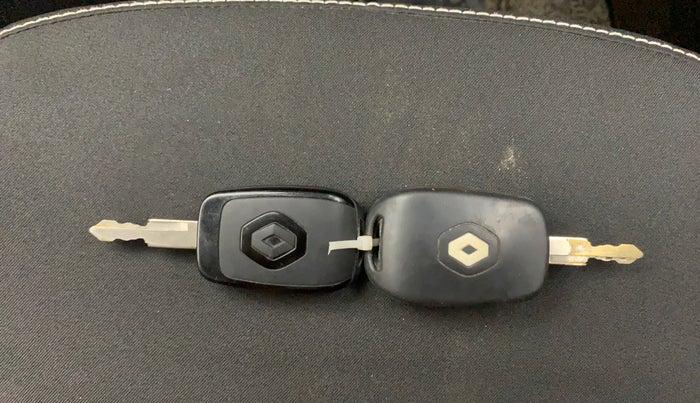 2020 Renault Kwid CLIMBER 1.0 (O), Petrol, Manual, 34,911 km, Key Close Up