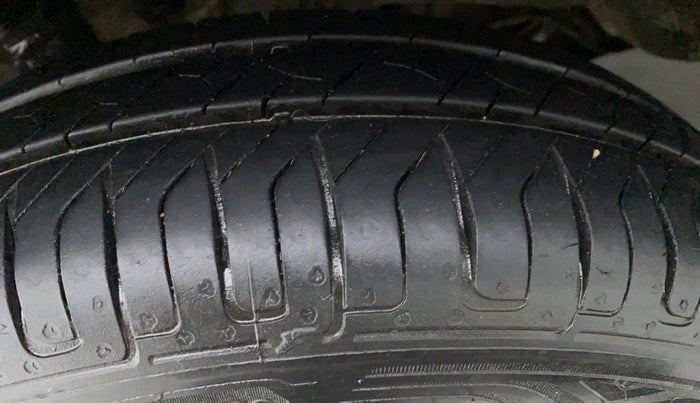 2012 Maruti Wagon R 1.0 LXI CNG, CNG, Manual, 87,309 km, Left Rear Tyre Tread