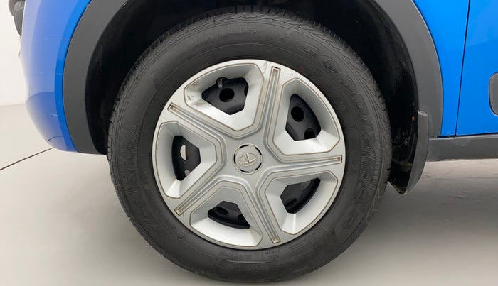 2019 Tata NEXON XMA DIESEL, Diesel, Automatic, 45,982 km, Left Front Wheel