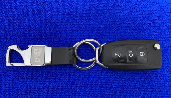 2019 Tata NEXON XMA DIESEL, Diesel, Automatic, 45,982 km, Key Close Up