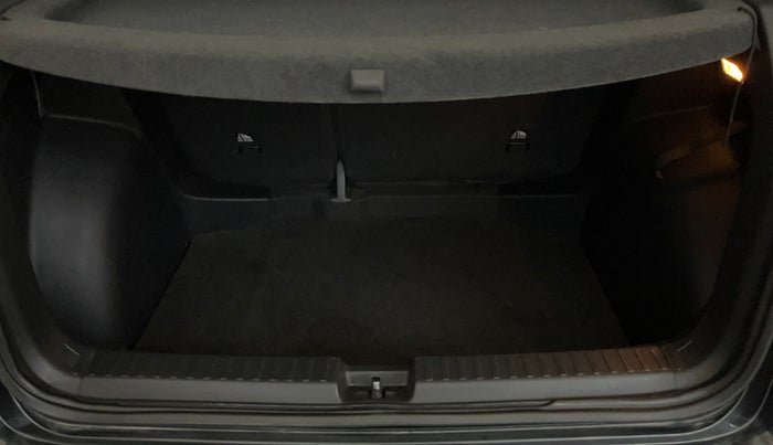 2021 Skoda KUSHAQ STYLE 1.5L TSI MT, Petrol, Manual, 1,06,096 km, Boot Inside