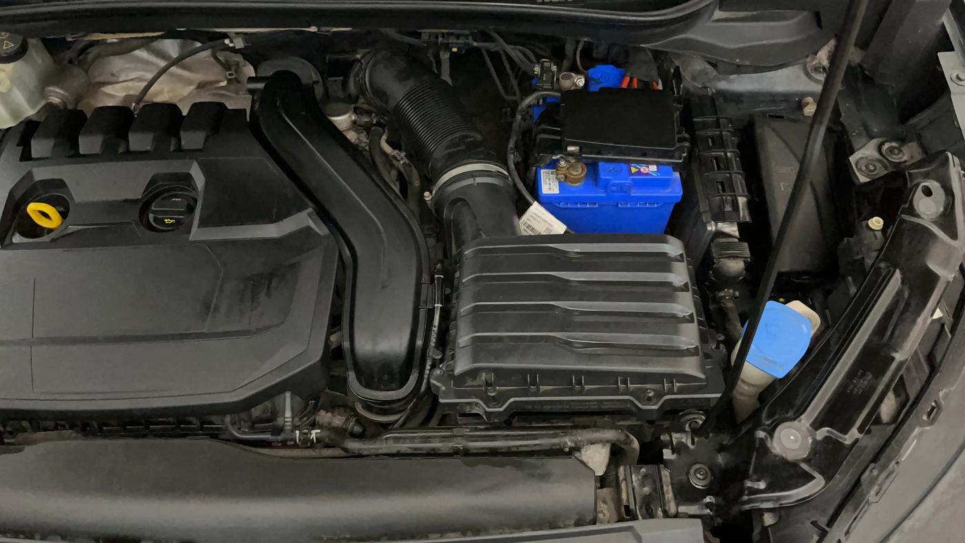 2021 Skoda KUSHAQ STYLE 1.5L TSI MT, Petrol, Manual, 1,06,096 km, Engine View - Left