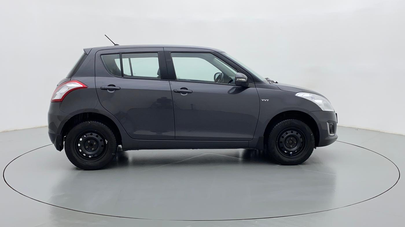 2017 Maruti Swift VXI D, Petrol, Manual, 28,030 km, Right Side