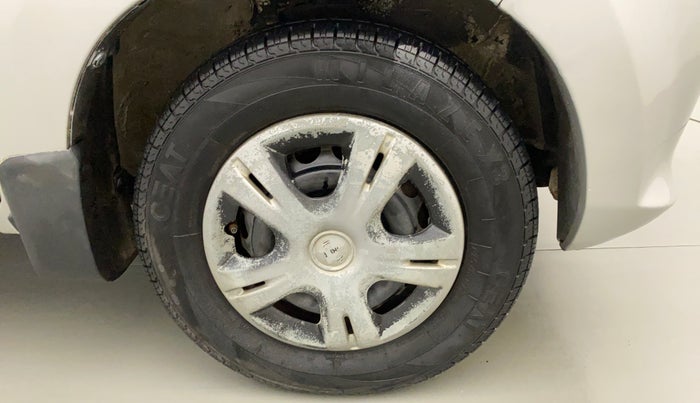 2013 Maruti Alto 800 LXI, Petrol, Manual, 33,721 km, Right Front Wheel