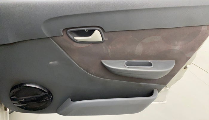2013 Maruti Alto 800 LXI, Petrol, Manual, 33,721 km, Driver Side Door Panels Control