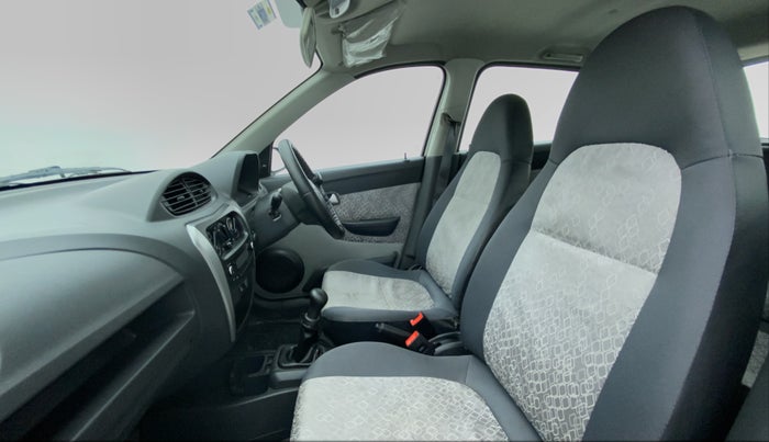 2017 Maruti Alto 800 VXI, Petrol, Manual, 12,932 km, Right Side Front Door Cabin View
