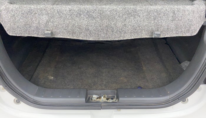 2017 Maruti Alto 800 VXI, Petrol, Manual, 12,932 km, Boot Inside View