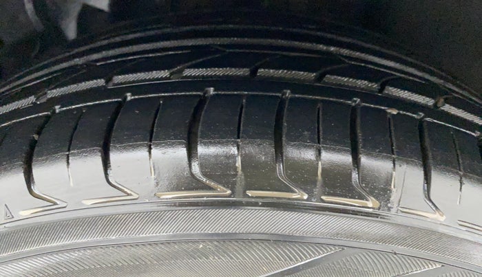 2011 Honda Accord 2.4 AT I VTEC, Petrol, Automatic, 31,274 km, Left Rear Tyre Tread