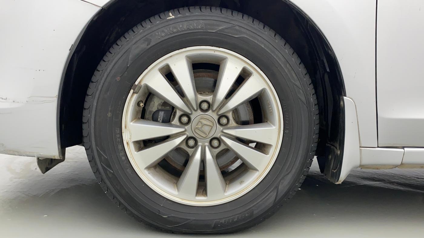 2011 Honda Accord 2.4 AT I VTEC, Petrol, Automatic, 31,274 km, Left Front Wheel