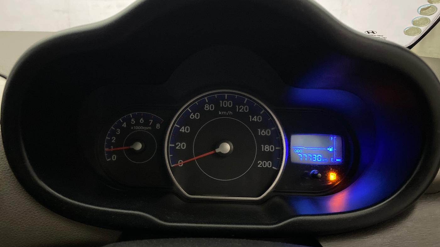 2015 Hyundai i10 MAGNA 1.1, Petrol, Manual, 77,729 km, Odometer Image