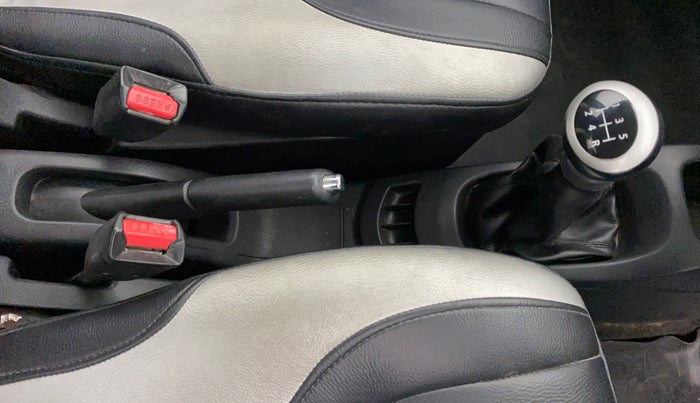 2014 Maruti Wagon R 1.0 VXI, Petrol, Manual, 92,739 km, Gear Lever