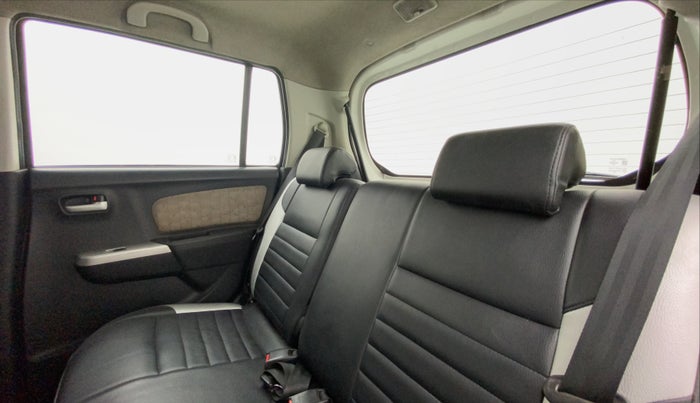 2014 Maruti Wagon R 1.0 VXI, Petrol, Manual, 92,739 km, Right Side Rear Door Cabin