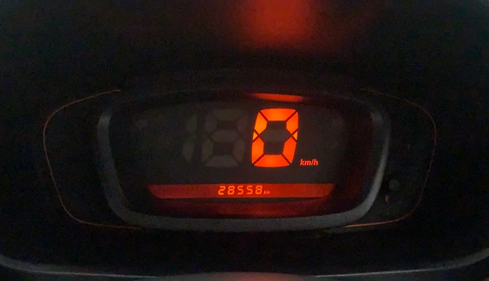 2016 Renault Kwid RXT 0.8, Petrol, Manual, 28,558 km, Odometer Image