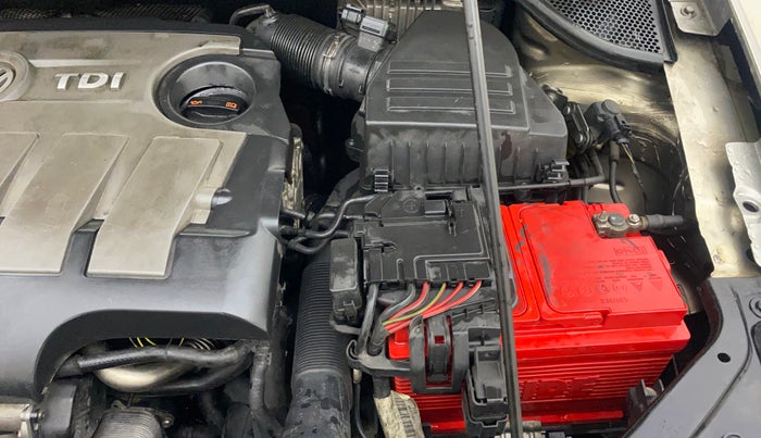 2012 Volkswagen Vento HIGHLINE DIESEL 1.6, Diesel, Manual, 1,31,890 km, Engine View - Left