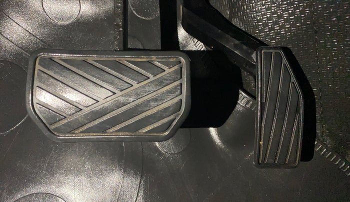 2018 Maruti Wagon R 1.0 VXI + (O) AMT, Petrol, Automatic, 48,749 km, Pedals