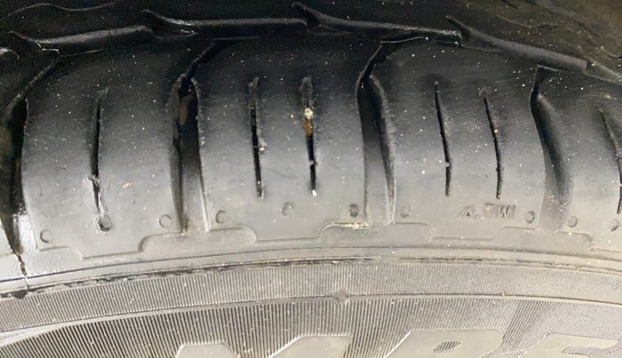 2013 Ford Fiesta STYLE DIESEL, Diesel, Manual, 94,705 km, Right Rear Tyre Tread