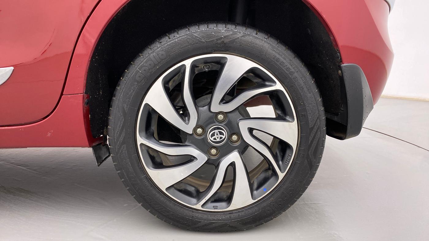 2021 Toyota Glanza G, Petrol, Manual, 28,246 km, Left Rear Wheel