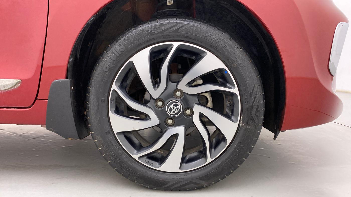 2021 Toyota Glanza G, Petrol, Manual, 28,246 km, Right Front Wheel