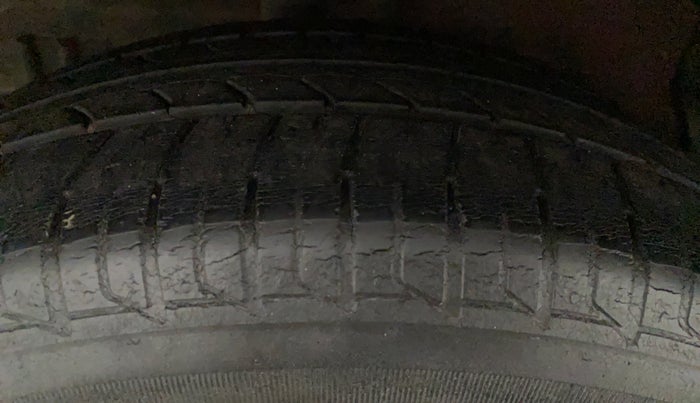 2014 Tata Zest XM PETROL, Petrol, Manual, 63,193 km, Left Rear Tyre Tread