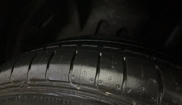 2014 Ford Ecosport TREND 1.5L PETROL, Petrol, Manual, 76,538 km, Left Front Tyre Tread