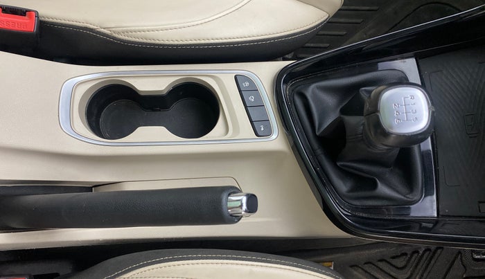 2022 MG HECTOR SHARP HYBRID 1.5 PETROL, Petrol, Manual, 87,438 km, Gear Lever