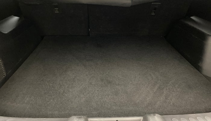 2022 MG HECTOR SHARP HYBRID 1.5 PETROL, Petrol, Manual, 87,438 km, Boot Inside