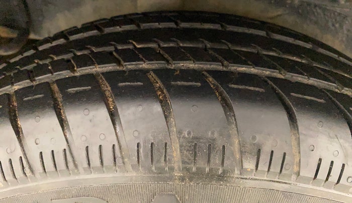 2014 Maruti Celerio VXI, Petrol, Manual, 23,609 km, Right Rear Tyre Tread