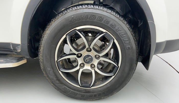2021 Mahindra XUV500 W7 AT, Diesel, Automatic, 15,770 km, Left Rear Wheel