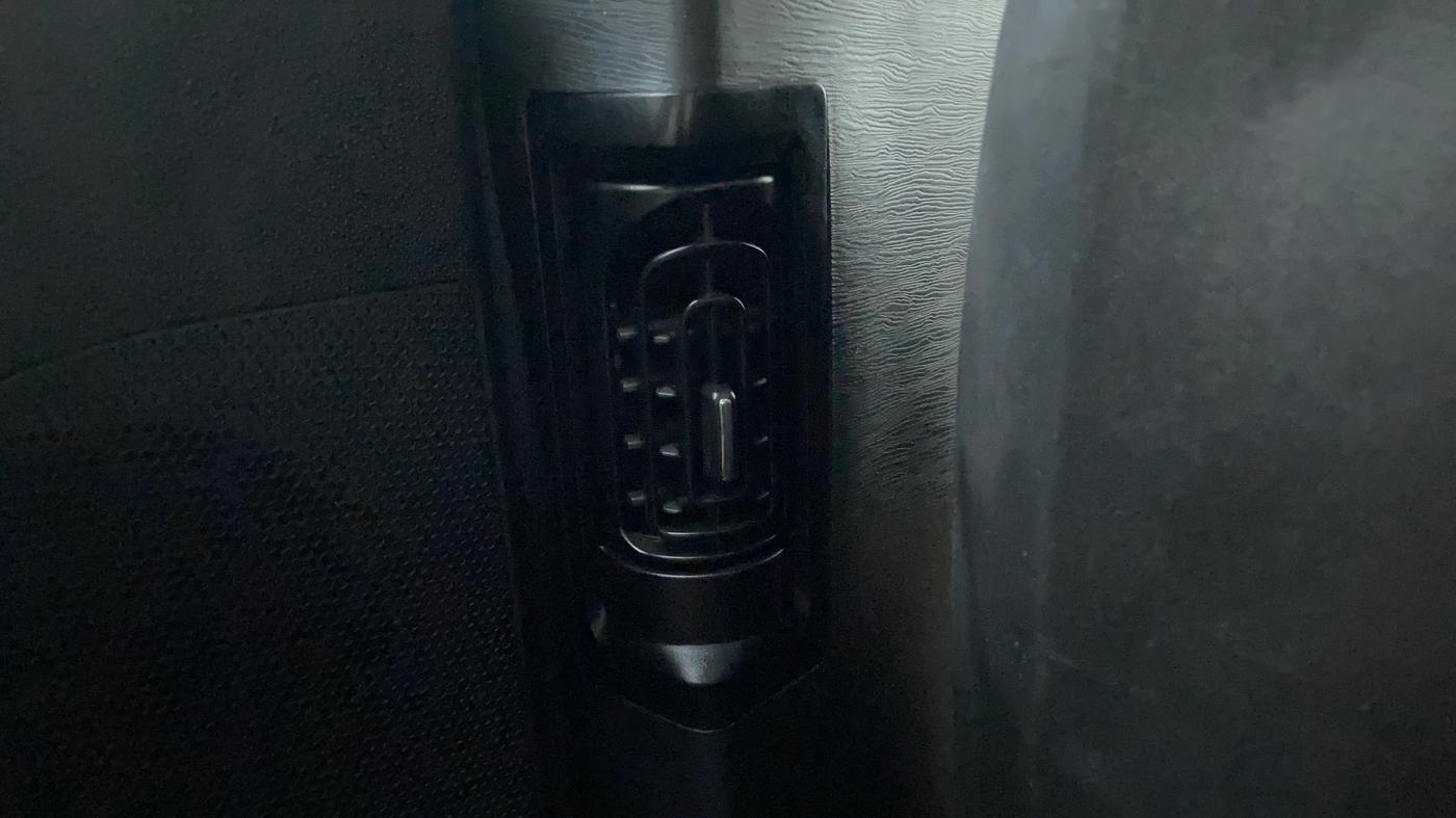 2021 Mahindra XUV500 W7 AT, Diesel, Automatic, 15,770 km, Rear AC Vents