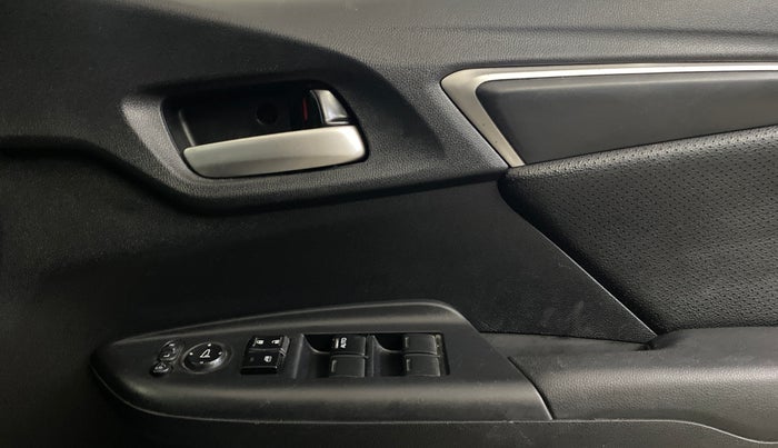 2018 Honda Jazz 1.2L I-VTEC VX, Petrol, Manual, 49,182 km, Driver Side Door Panels Control