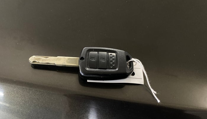 2018 Honda Jazz 1.2L I-VTEC VX, Petrol, Manual, 49,182 km, Key Close Up