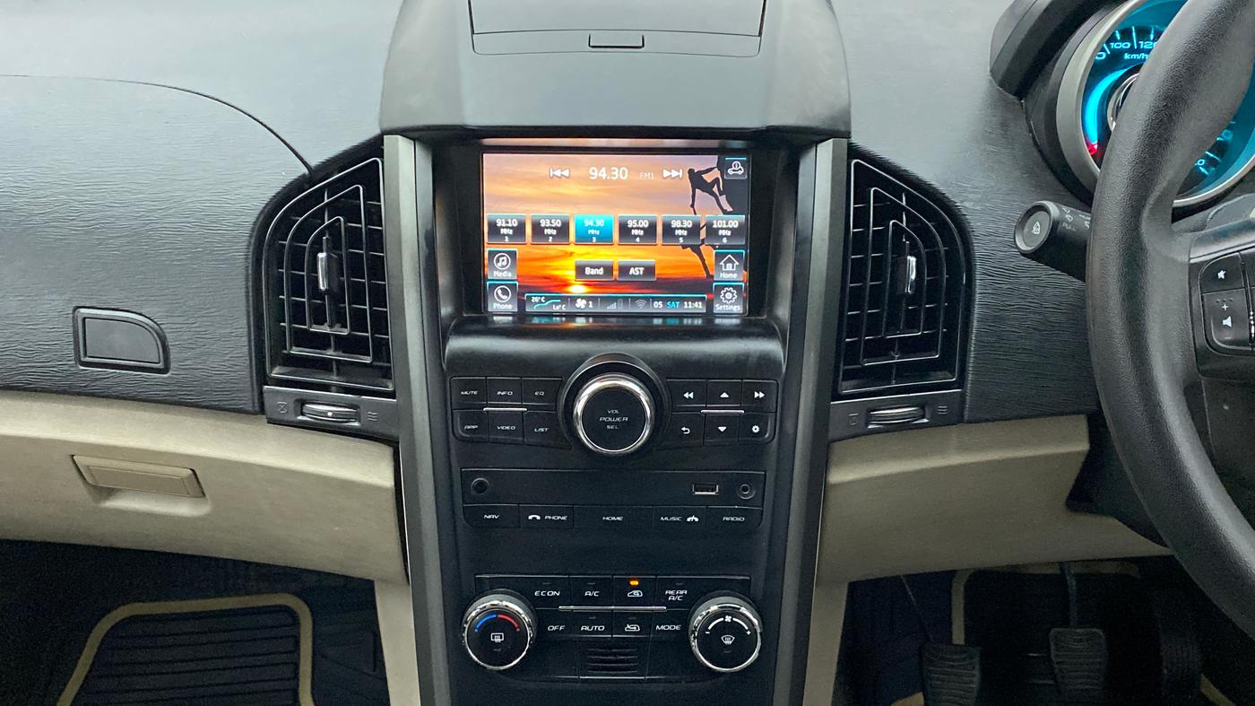 2016 Mahindra XUV500 W6 4X2, Diesel, Manual, 79,313 km, Air Conditioner