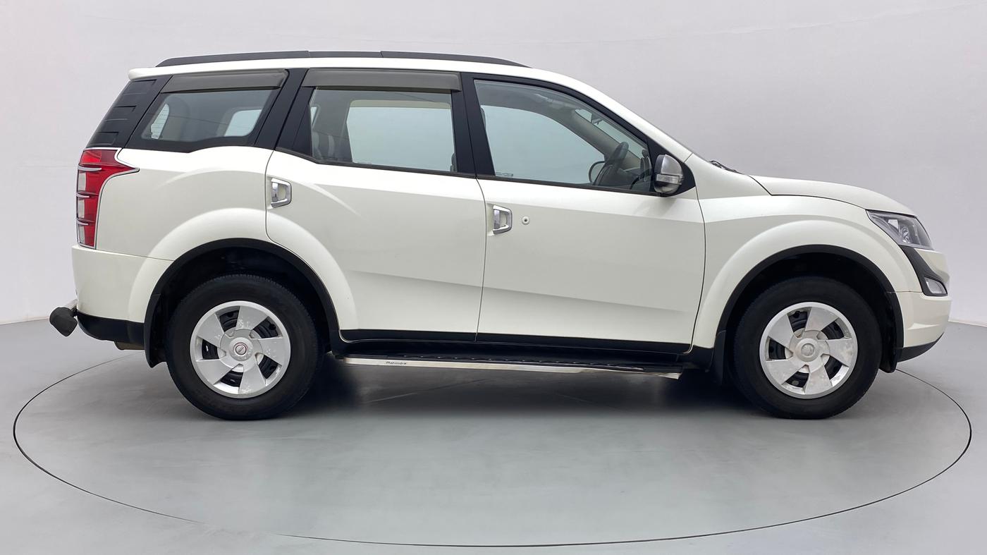 2016 Mahindra XUV500 W6 4X2, Diesel, Manual, 79,313 km, Right Side View
