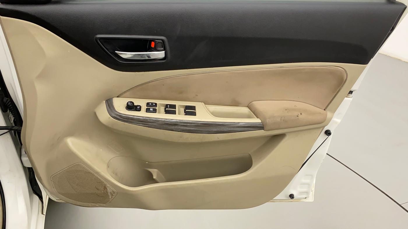 2022 Maruti Dzire ZXI CNG, CNG, Manual, 38,520 km, Driver Side Door Panels Control