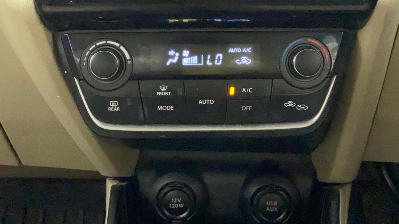 2022 Maruti Dzire ZXI CNG, CNG, Manual, 38,520 km, Automatic Climate Control