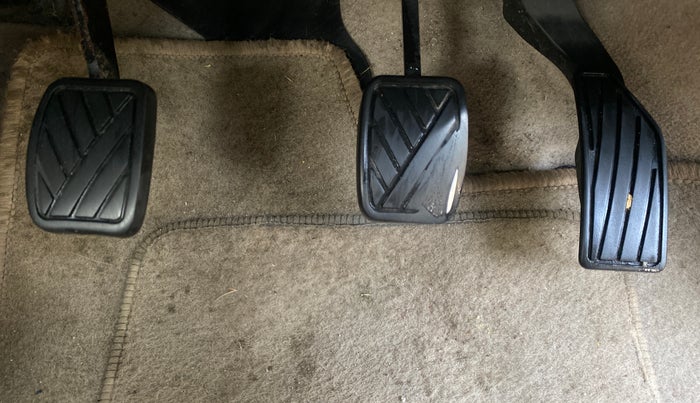 2013 Maruti Swift Dzire VXI, Petrol, Manual, 86,981 km, Pedals