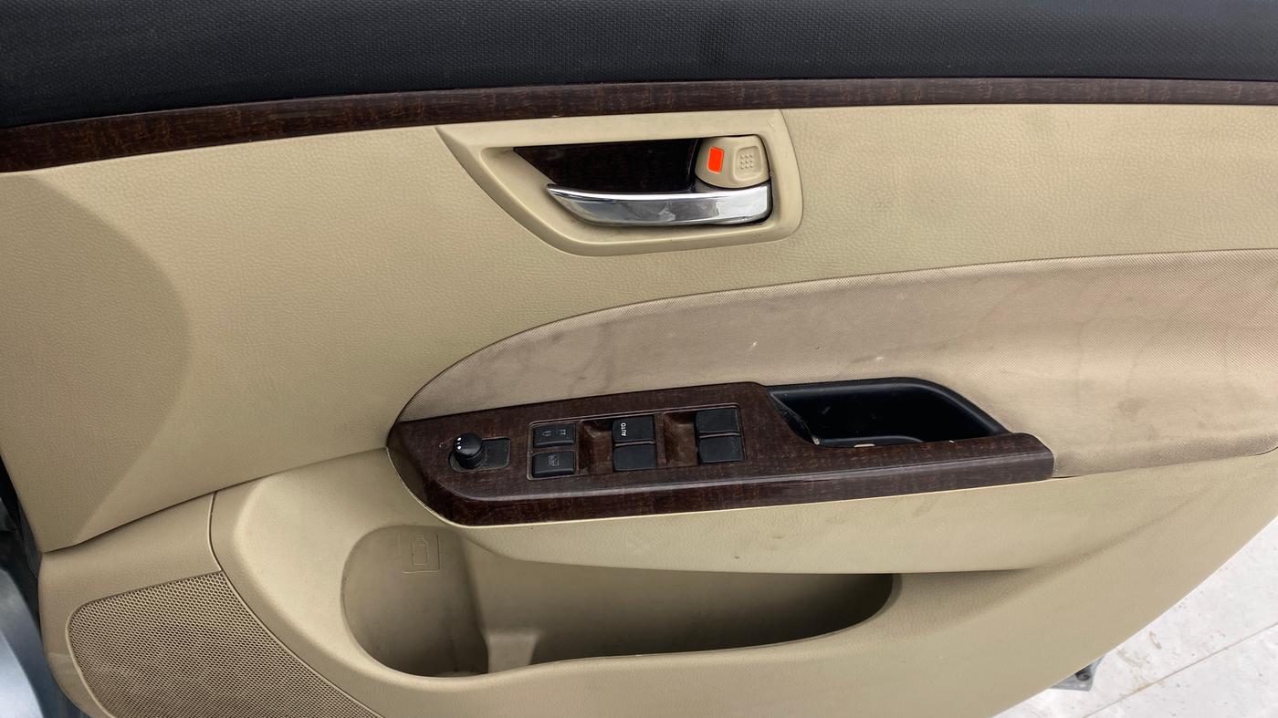 2013 Maruti Swift Dzire VXI, Petrol, Manual, 86,981 km, Driver Side Door Panels Control