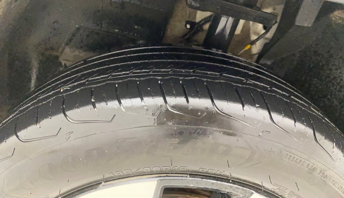 2023 Tata PUNCH ACCOMPLISHED DAZZLE SUNROOF CNG MT, CNG, Manual, 12,238 km, Left Front Tyre Tread