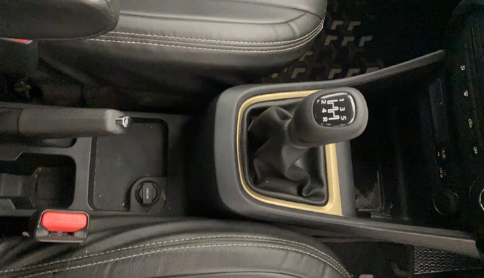 2023 Tata PUNCH ACCOMPLISHED DAZZLE SUNROOF CNG MT, CNG, Manual, 12,238 km, Gear Lever