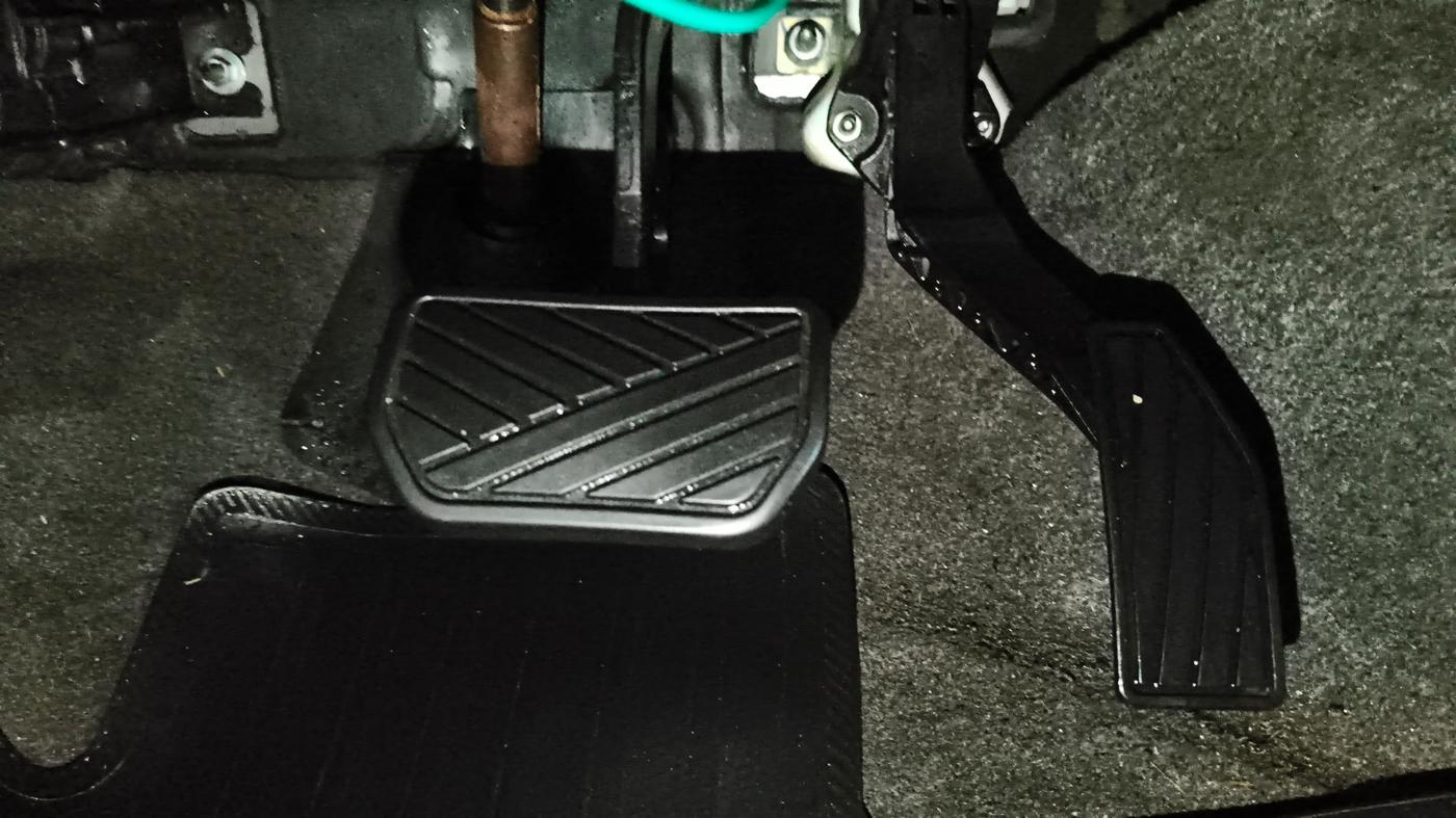 2019 Maruti Alto K10 VXI (O) AMT, Petrol, Automatic, 29,516 km, Pedals