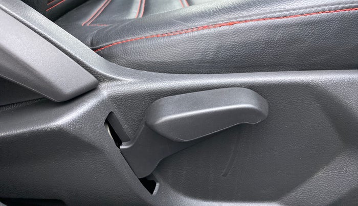 2019 Ford New Figo 1.2 TITANIUM, Petrol, Manual, 13,881 km, Driver Side Adjustment Panel