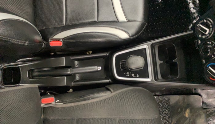 2018 Maruti Swift VDI AMT, Diesel, Automatic, 95,760 km, Gear Lever