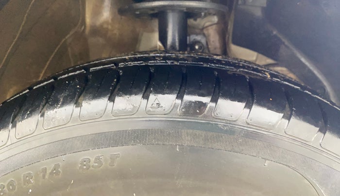 2018 Maruti Swift VDI AMT, Diesel, Automatic, 95,760 km, Right Front Tyre Tread