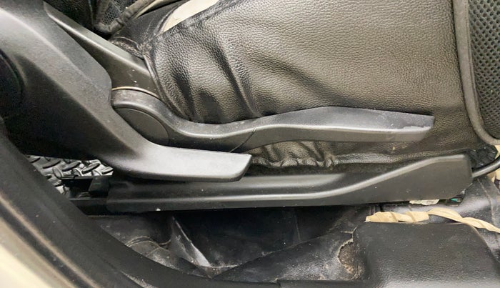 2018 Maruti Swift VDI AMT, Diesel, Automatic, 95,760 km, Driver Side Adjustment Panel