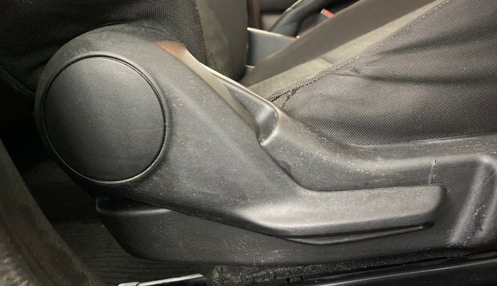 2018 Maruti Baleno DELTA PETROL 1.2, Petrol, Manual, 44,946 km, Driver Side Adjustment Panel