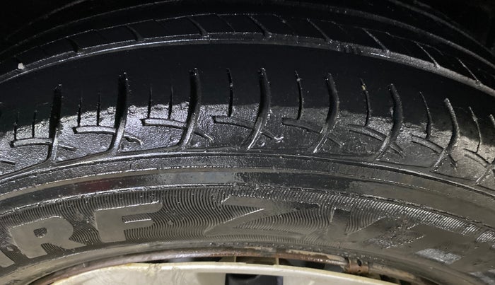 2018 Maruti Baleno DELTA PETROL 1.2, Petrol, Manual, 44,946 km, Right Rear Tyre Tread