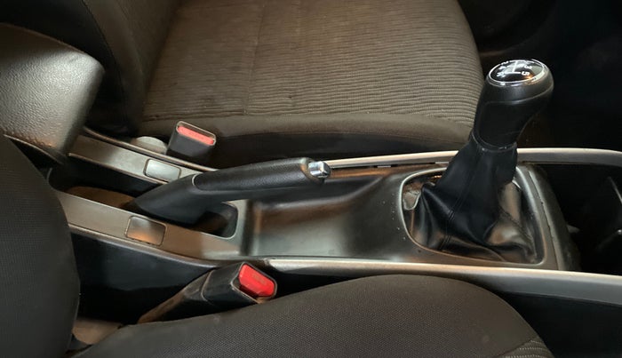 2018 Maruti Baleno DELTA PETROL 1.2, Petrol, Manual, 44,946 km, Gear Lever