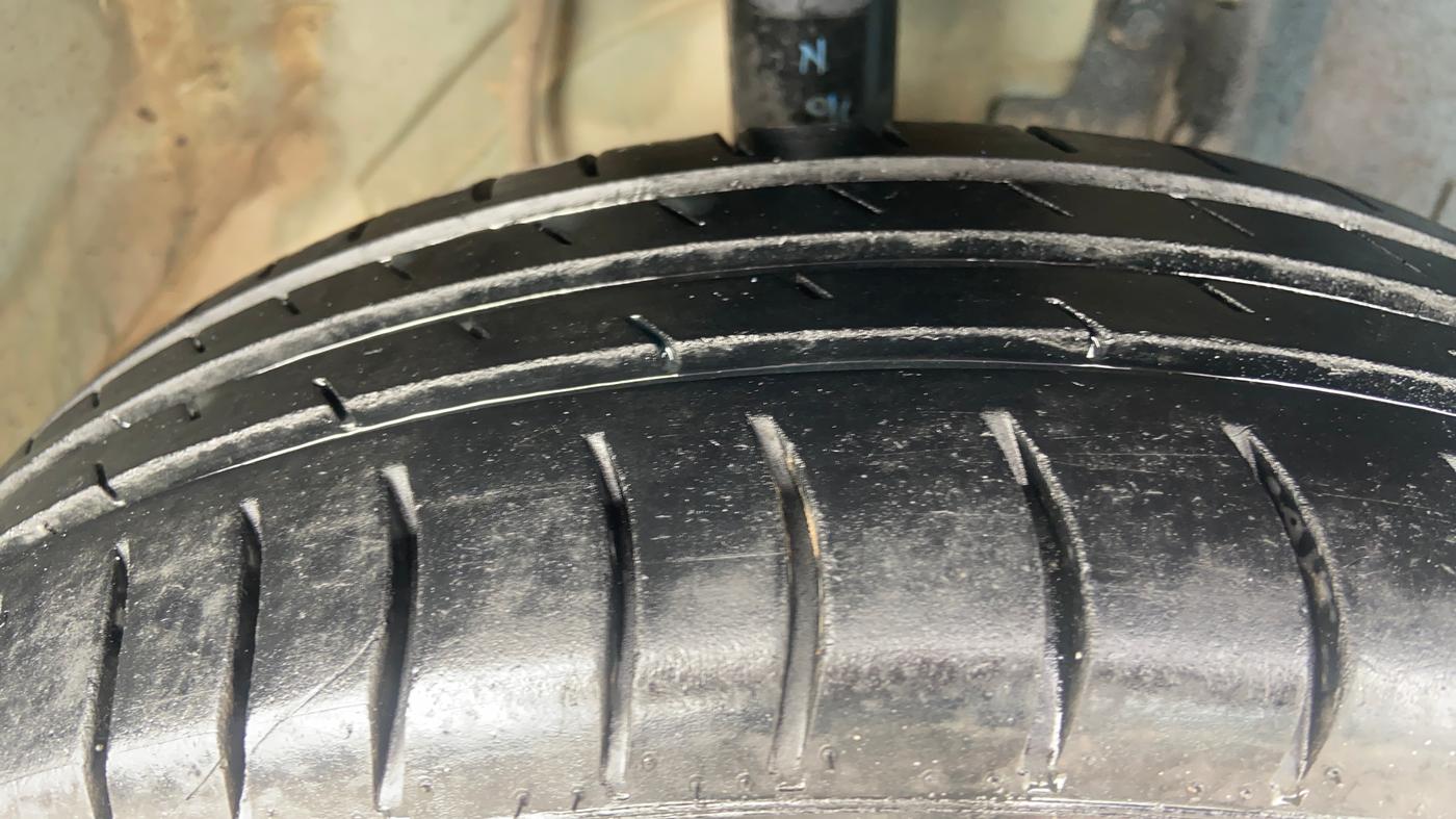 2014 Datsun Go T, Petrol, Manual, 46,466 km, Right Front Tyre Tread