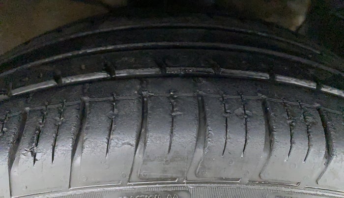 2017 Hyundai Creta 1.6 CRDI SX PLUS AUTO, Diesel, Automatic, 87,142 km, Right Front Tyre Tread
